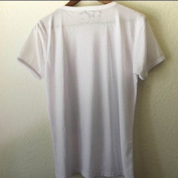 Under Groove Frida Kahlo Graphic Tee Artist Tile - Picture 5 of 7